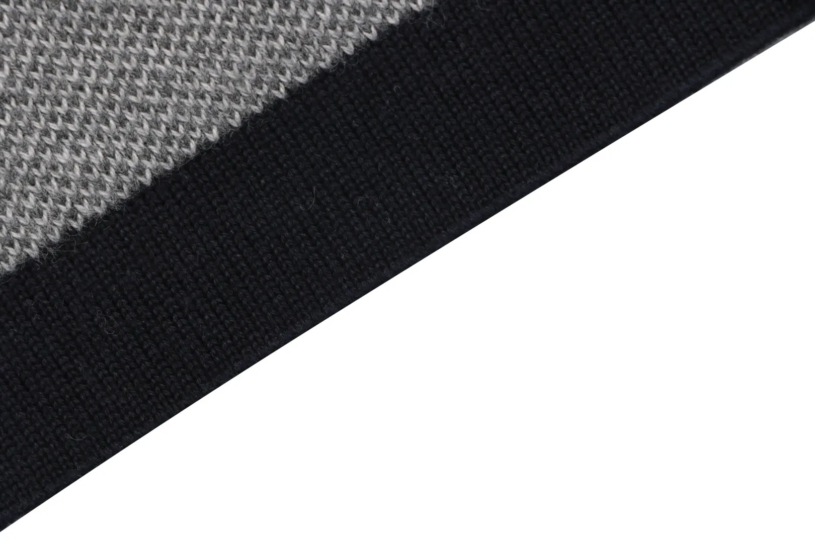 Bottom Hem Detail