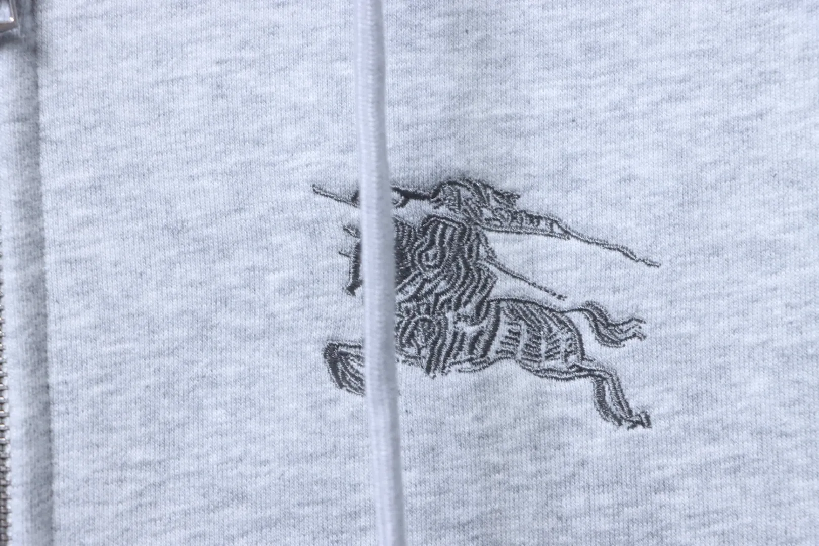 Logo Detail
