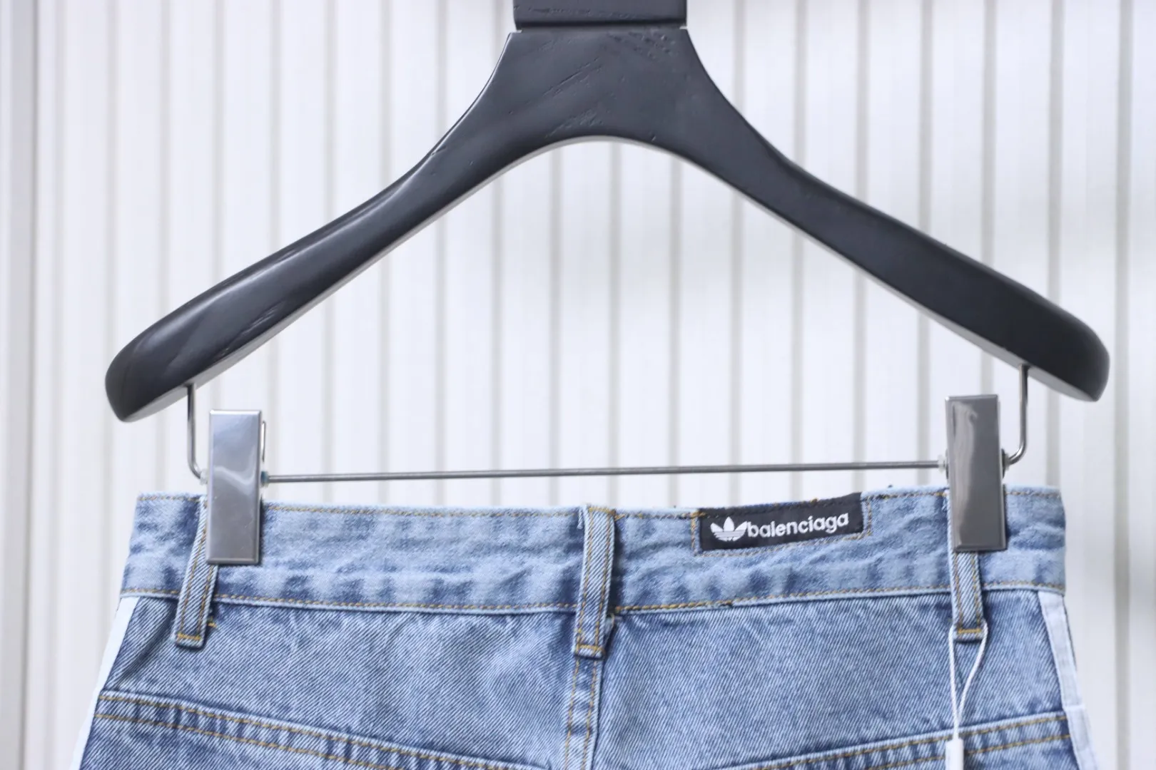 Back Waistline