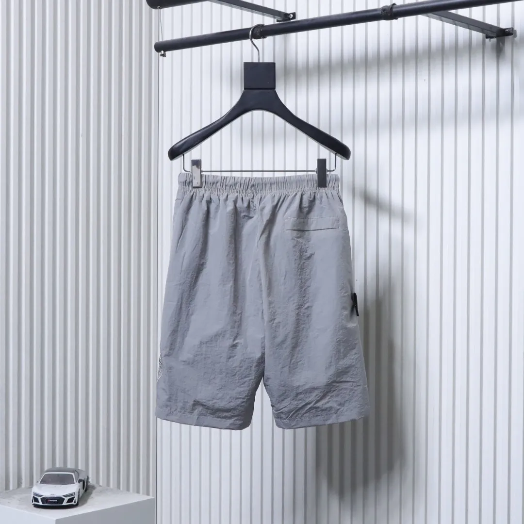 Back of Classic Cargo Shorts Color Gray