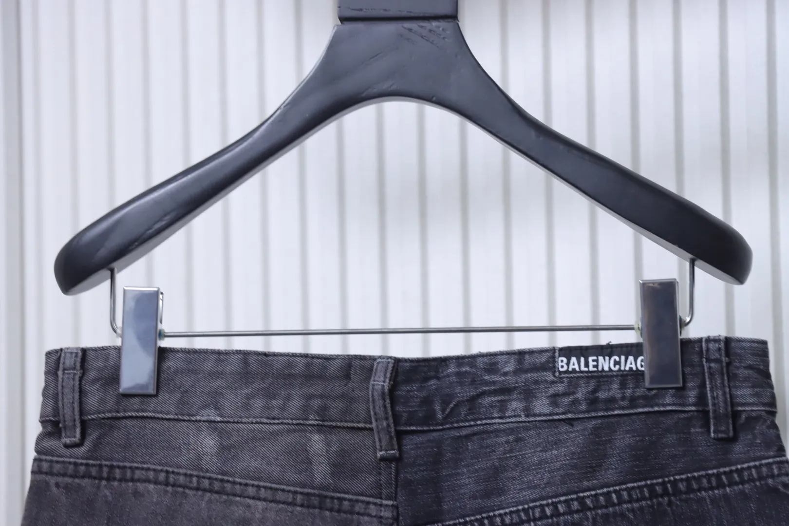 Back Waistline