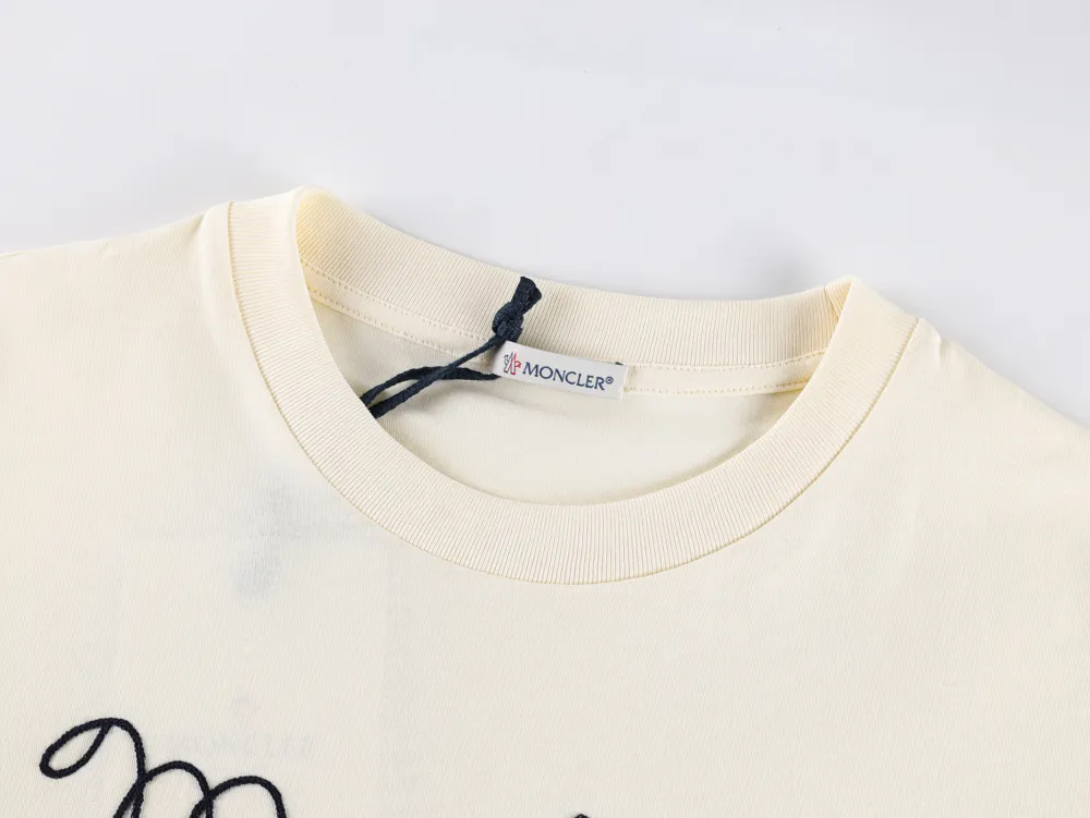 Neckline