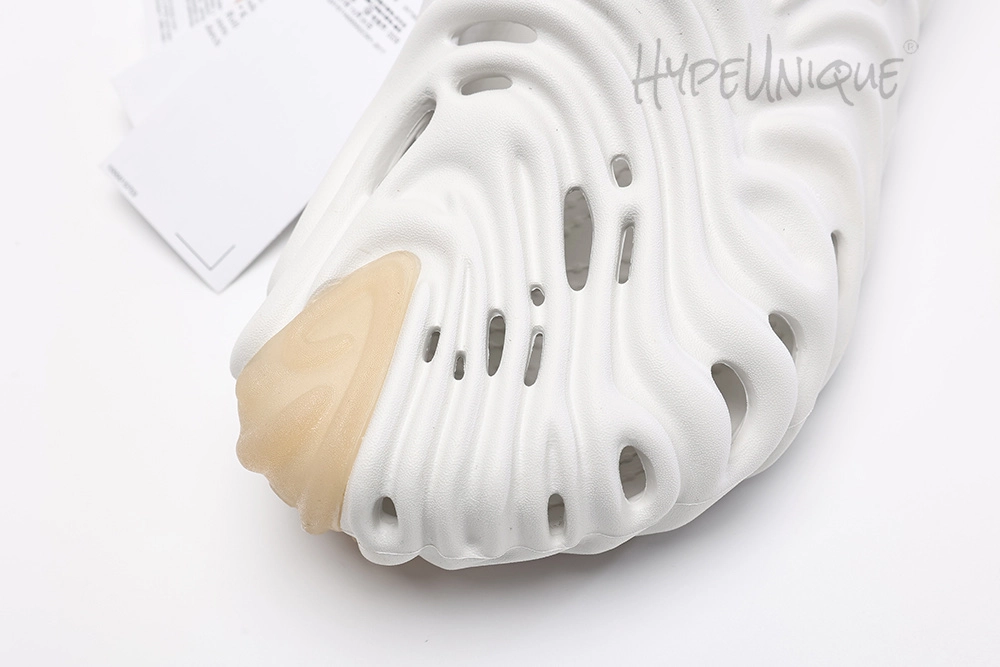 Cr0cs Pollex Clog by Salehe Bembury Como by Salehe Bembury Spackle Almost White (Friends and Family)
