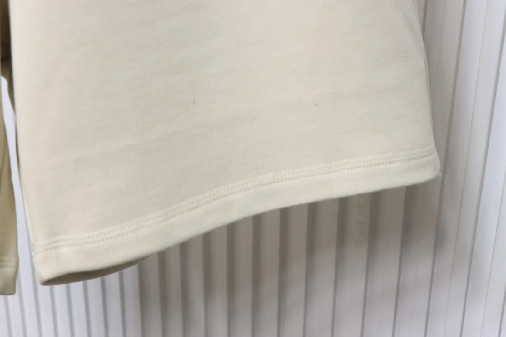 Bottom Hem Detail