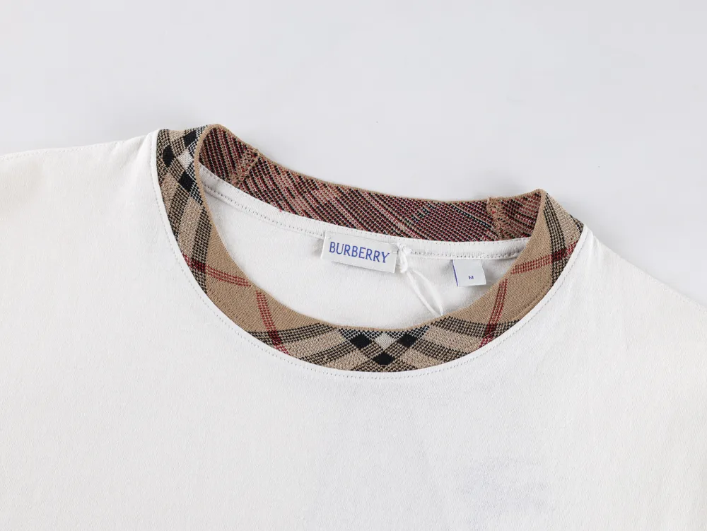 Neckline