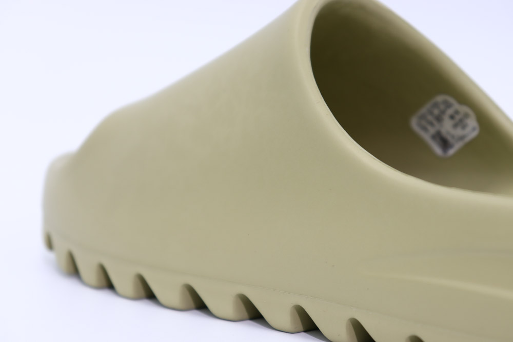 YEEZY SLIDE RESIN REPLICA