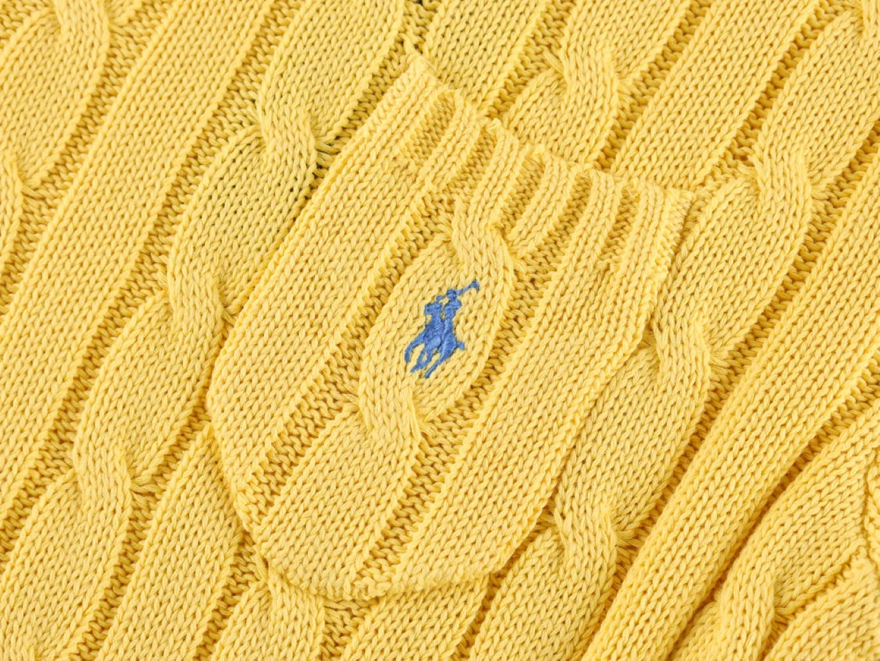 Pocket with logo