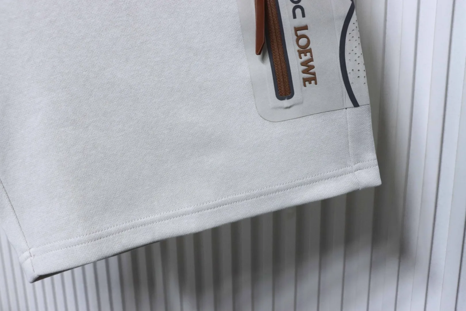 Bottom Hem Detail