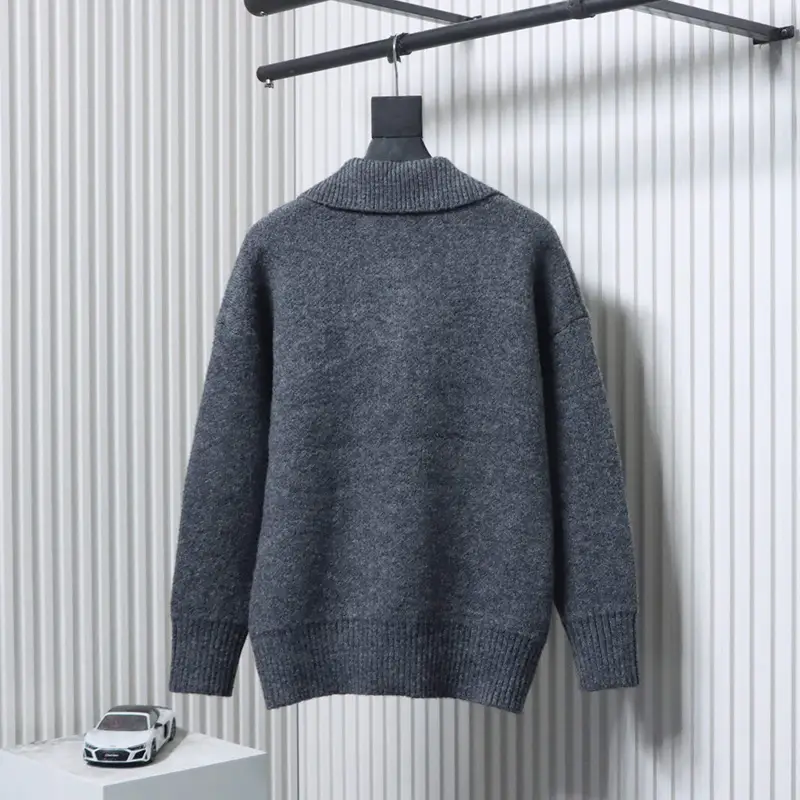 AMI Heart Logo Turn-down Collar Polo Sweater