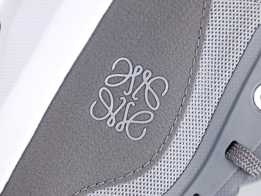 the brand label design
