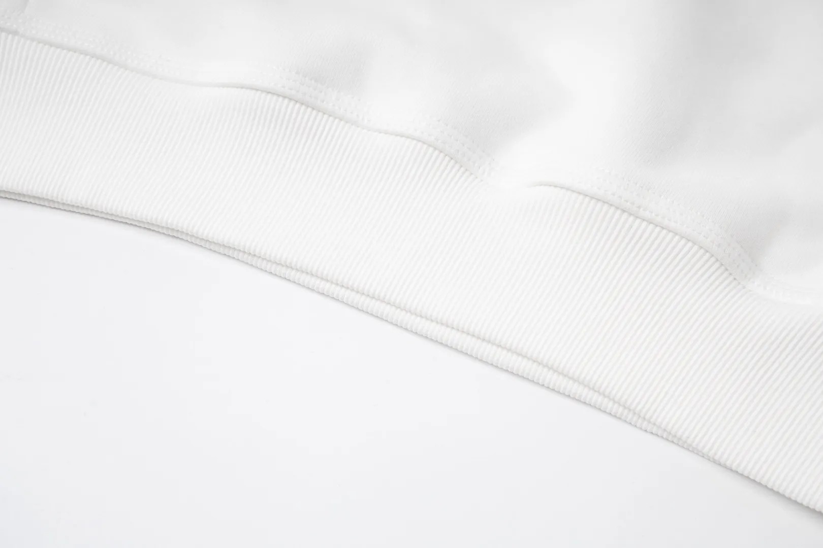 Bottom Hem Detail