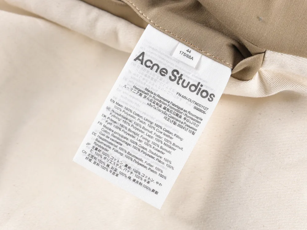 White label displaying text.