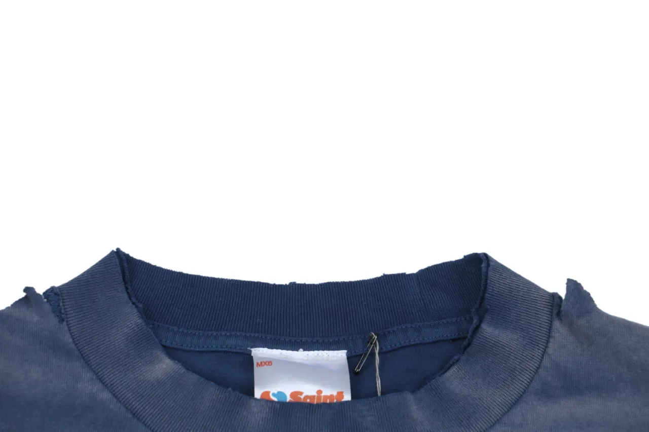 Neckline