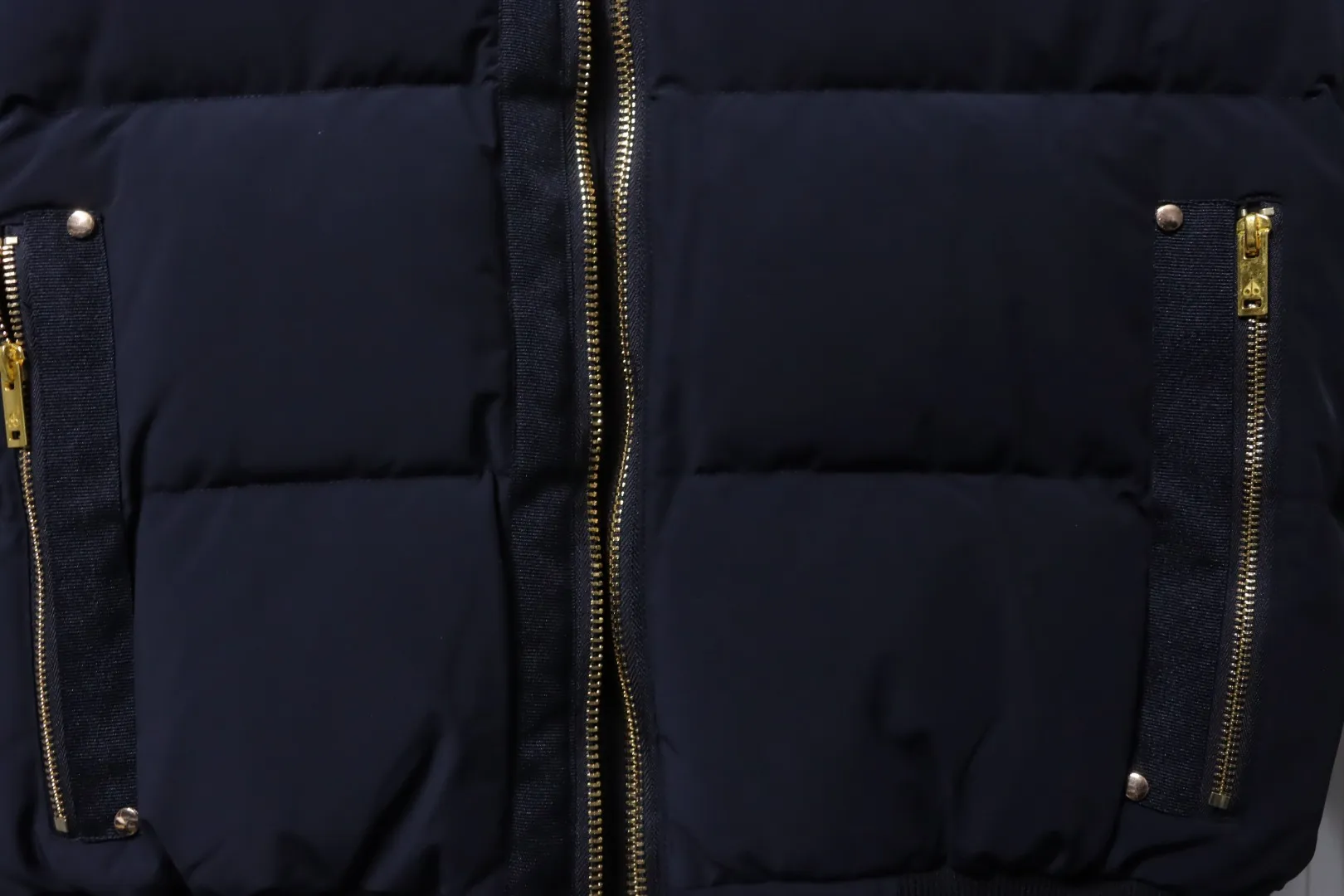 Pockets Detail
