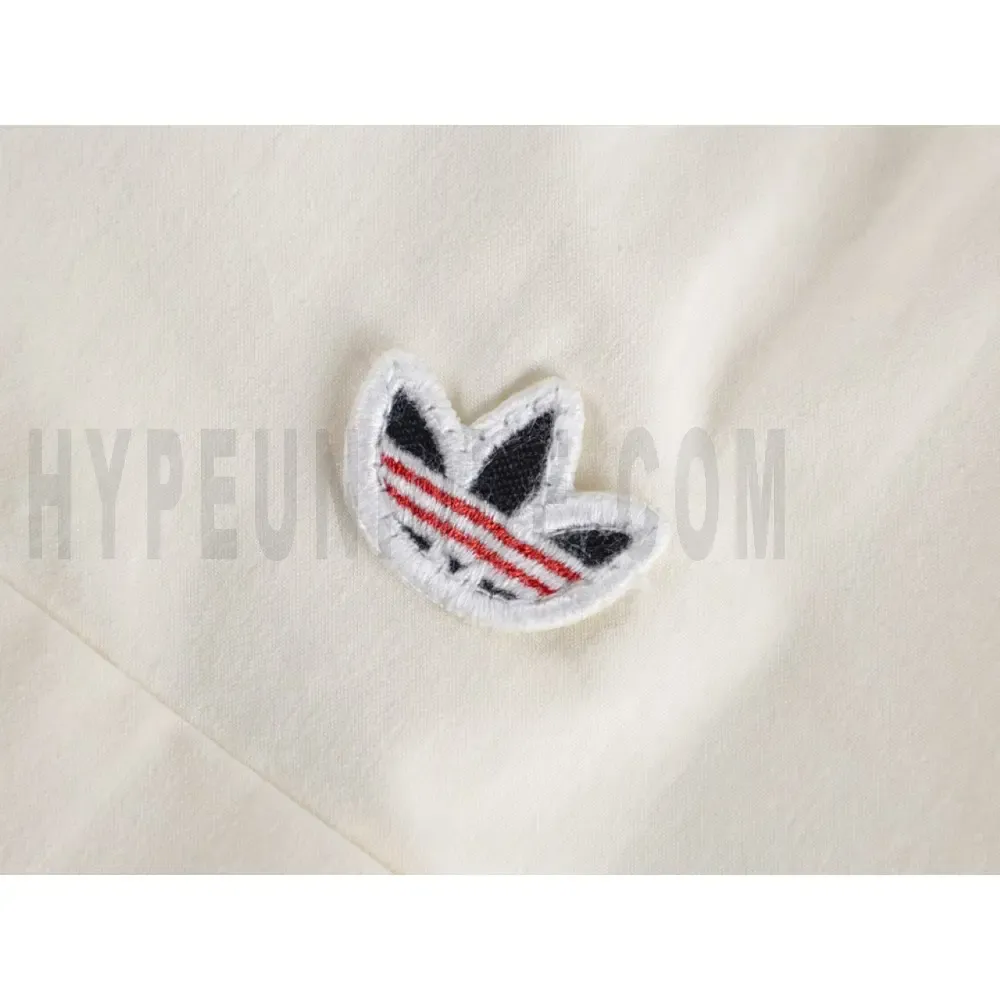 Embroidered graphic on the front of the clothes