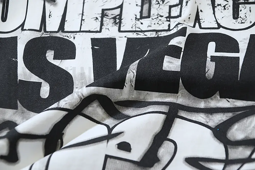 Eye-catching English print.