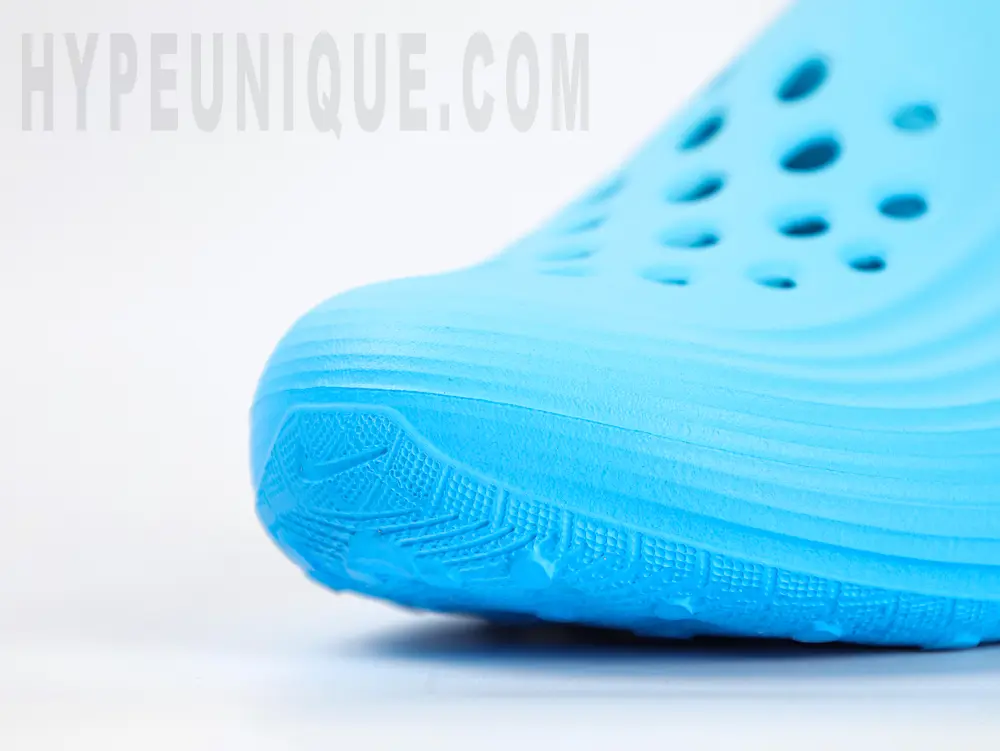 the toe box