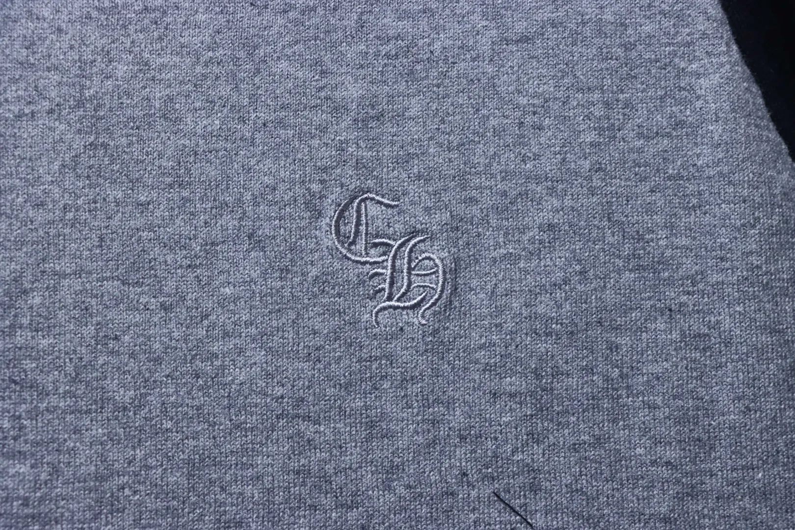 Logo Embroided Detail