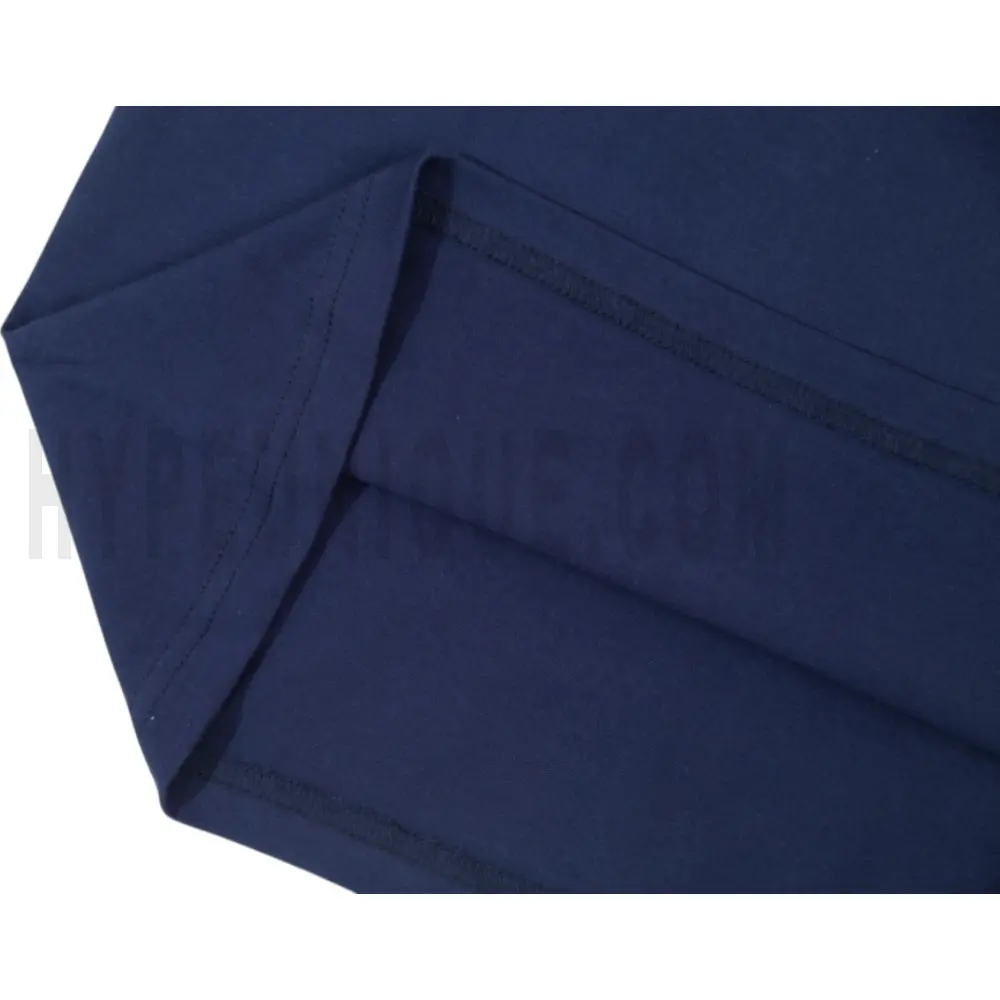 Expertly tailored from luxury anti-crease cotton fabric