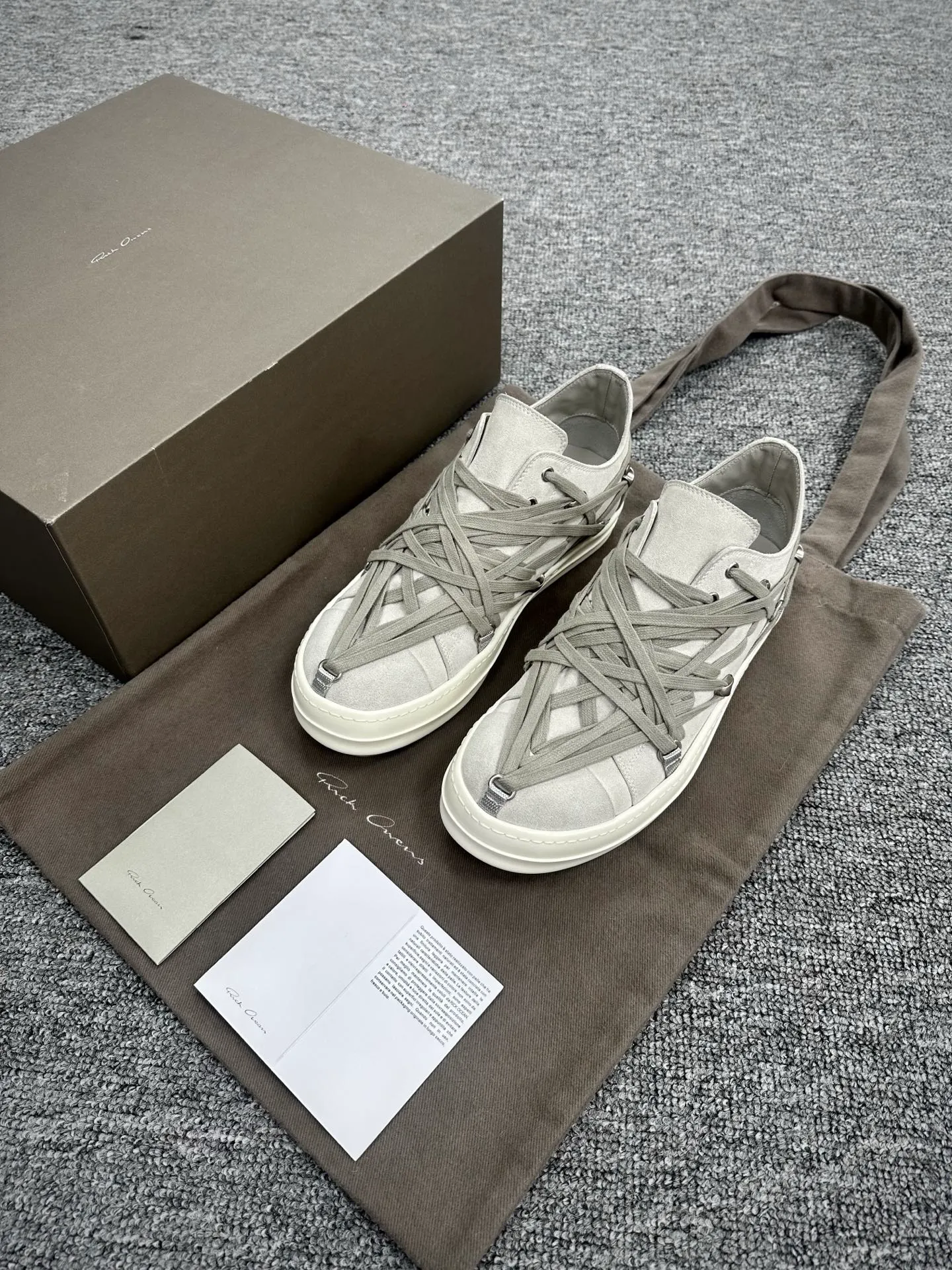 R 0wens Hollywood Megalace Low Suede DingeMilk Sneakers Angeled View