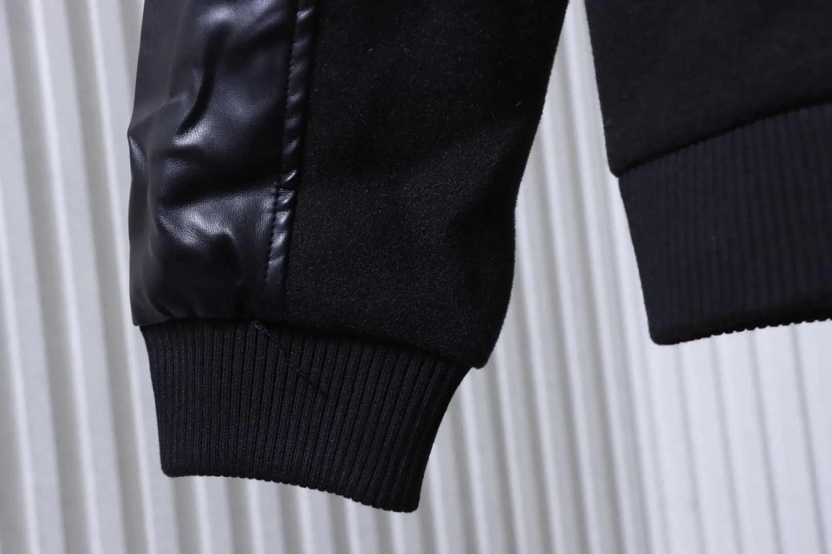 Long Sleeve Detail