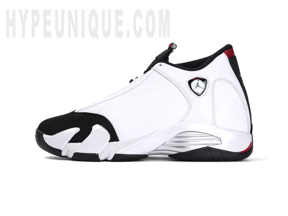Front view of the outside of the left shoe