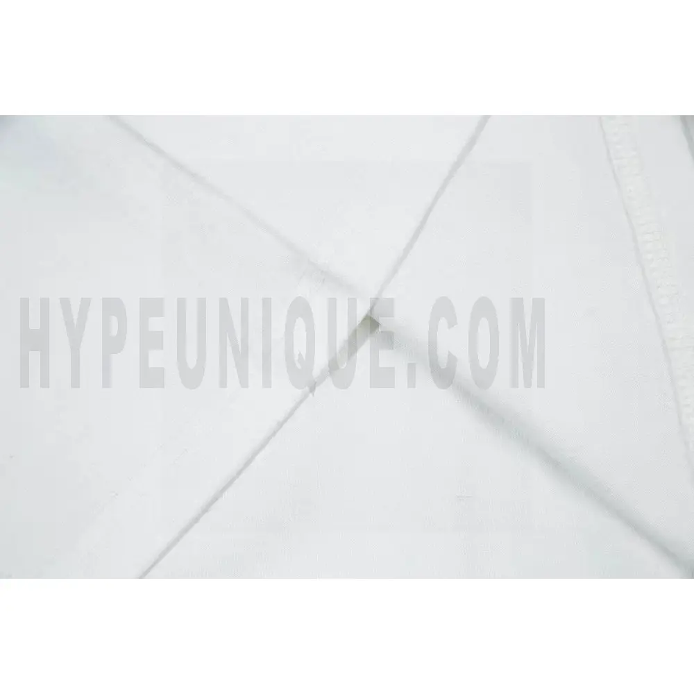 Expertly tailored from luxury anti-crease cotton fabric