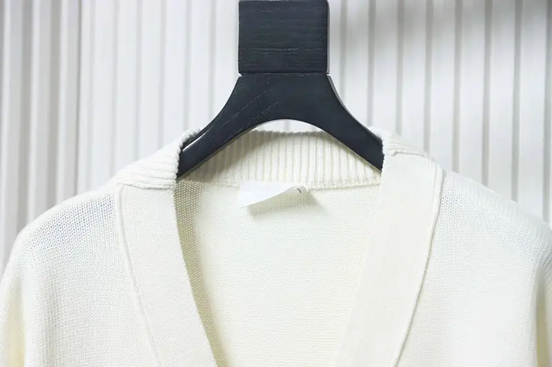 AMI Embroidered Micro-Label Heart Cardigan Sweater Neckline