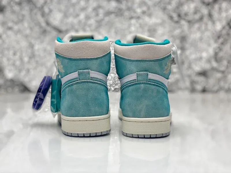 JORDAN 1 RETRO HIGH OG “TURBO GREEN” REPLICA