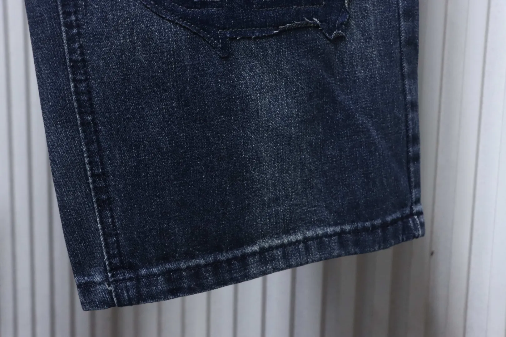 Bottom Hem Detail