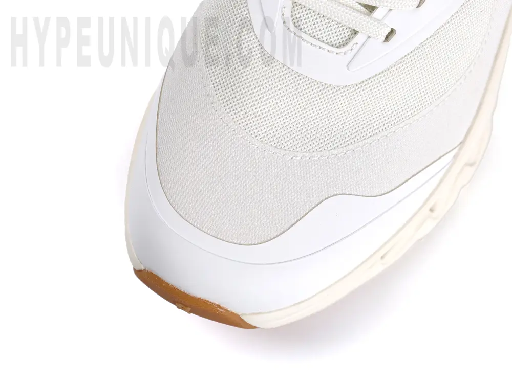 Top view of the white toe area on the On Cloudtilt Loewe 2 ‘All White’