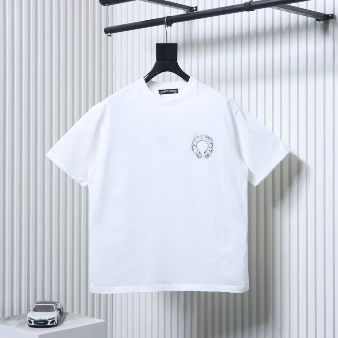 Back CH Crocebone Horseshoe Embroidered Distressed Washed T-Shirt