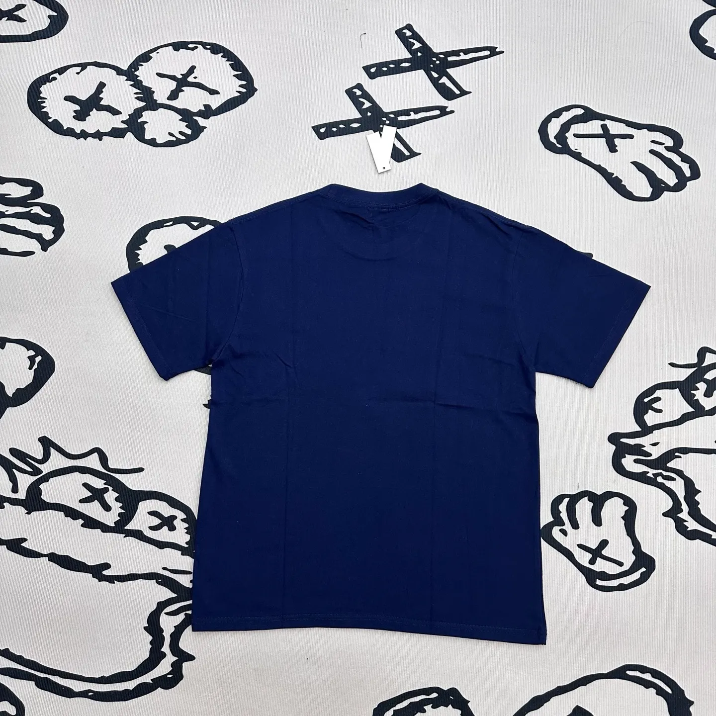 Back Sup Graphic Hand Pistil Print Cotton T-Shirt
