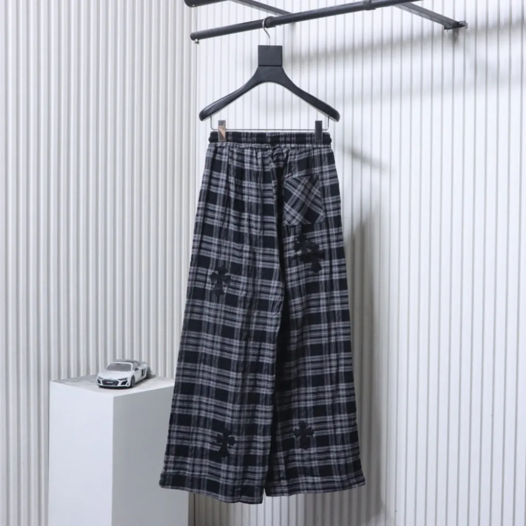 Back CH Linen Plaid Pants