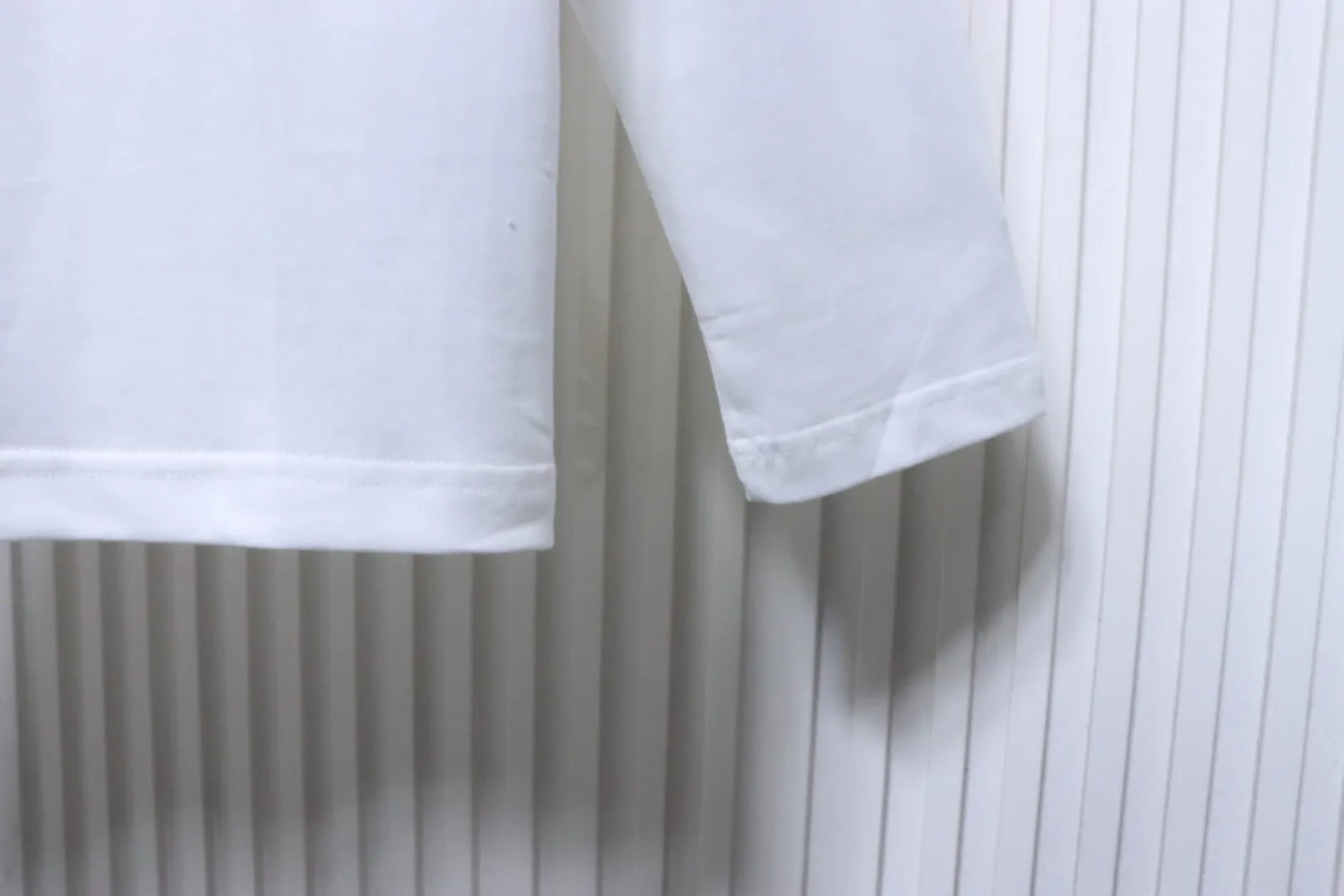Long Sleeve Detail