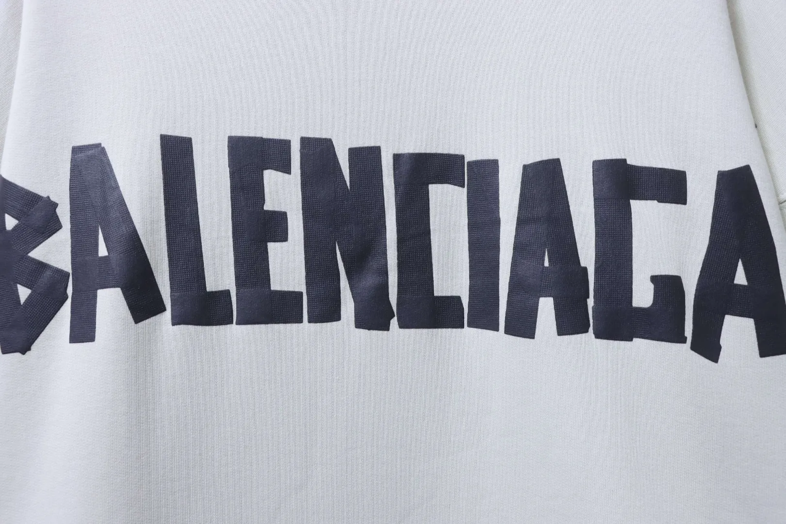 Logo Detail