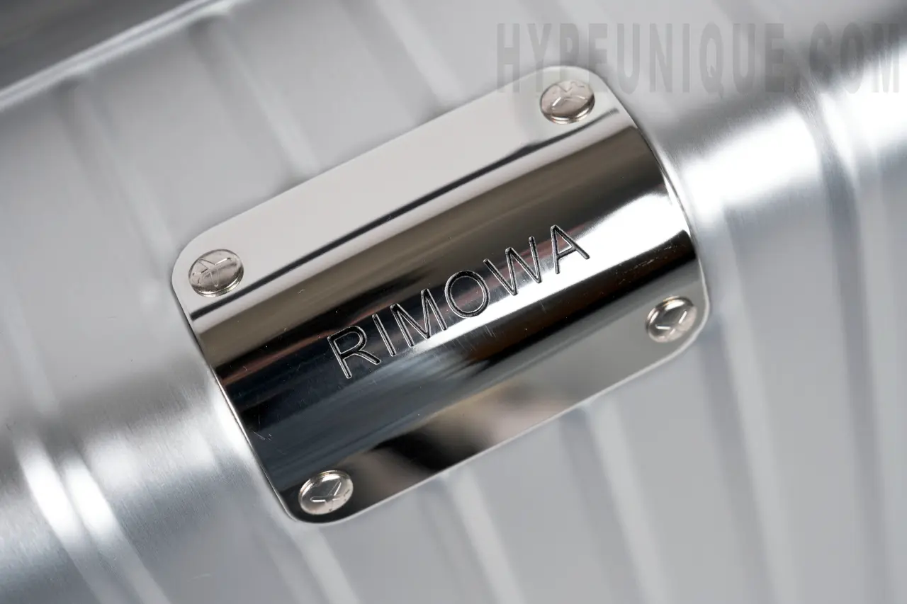 Brand nameplate