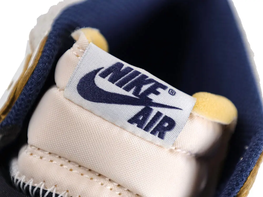 shoe tongue