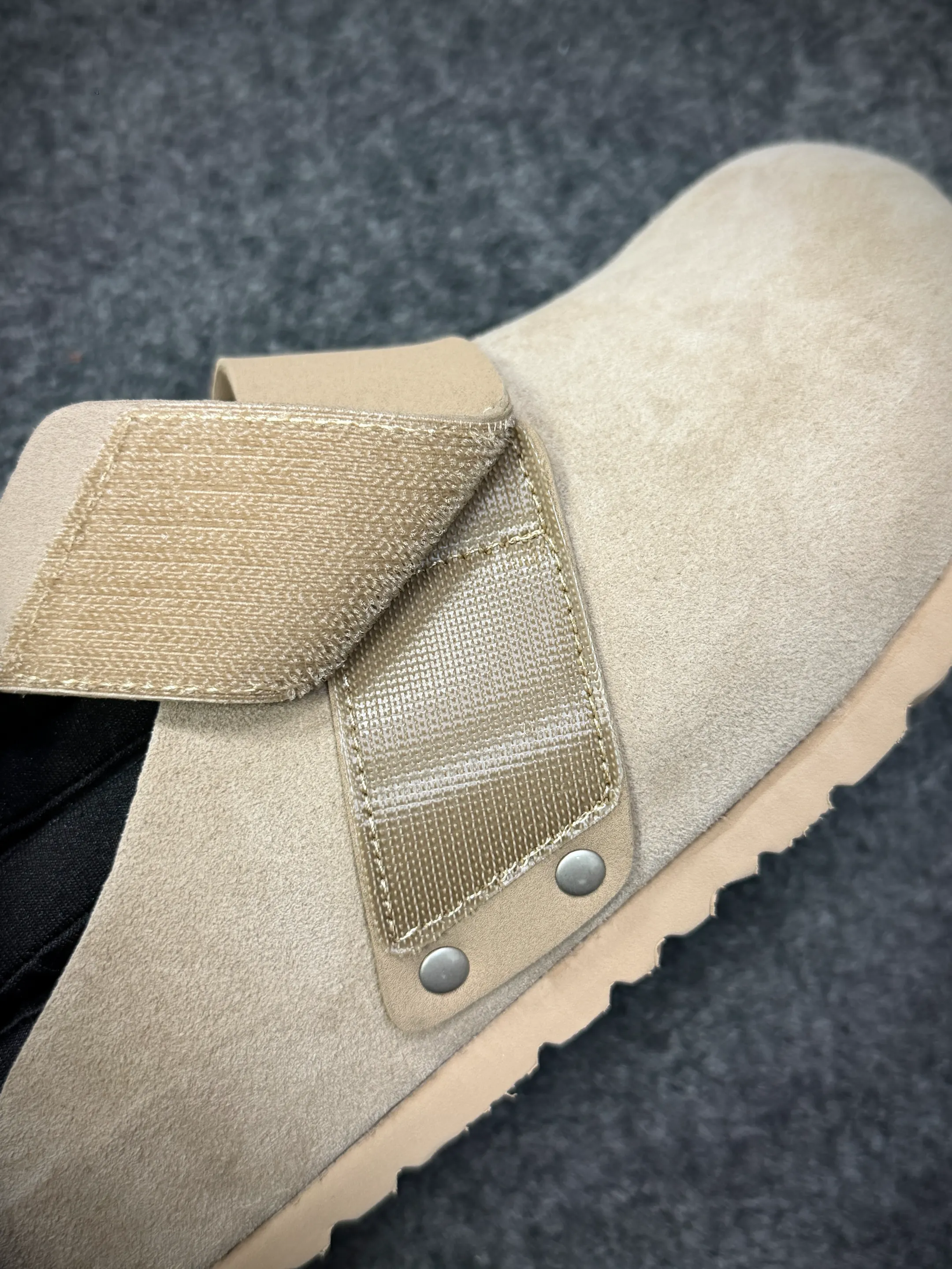 Mesh Toe box
