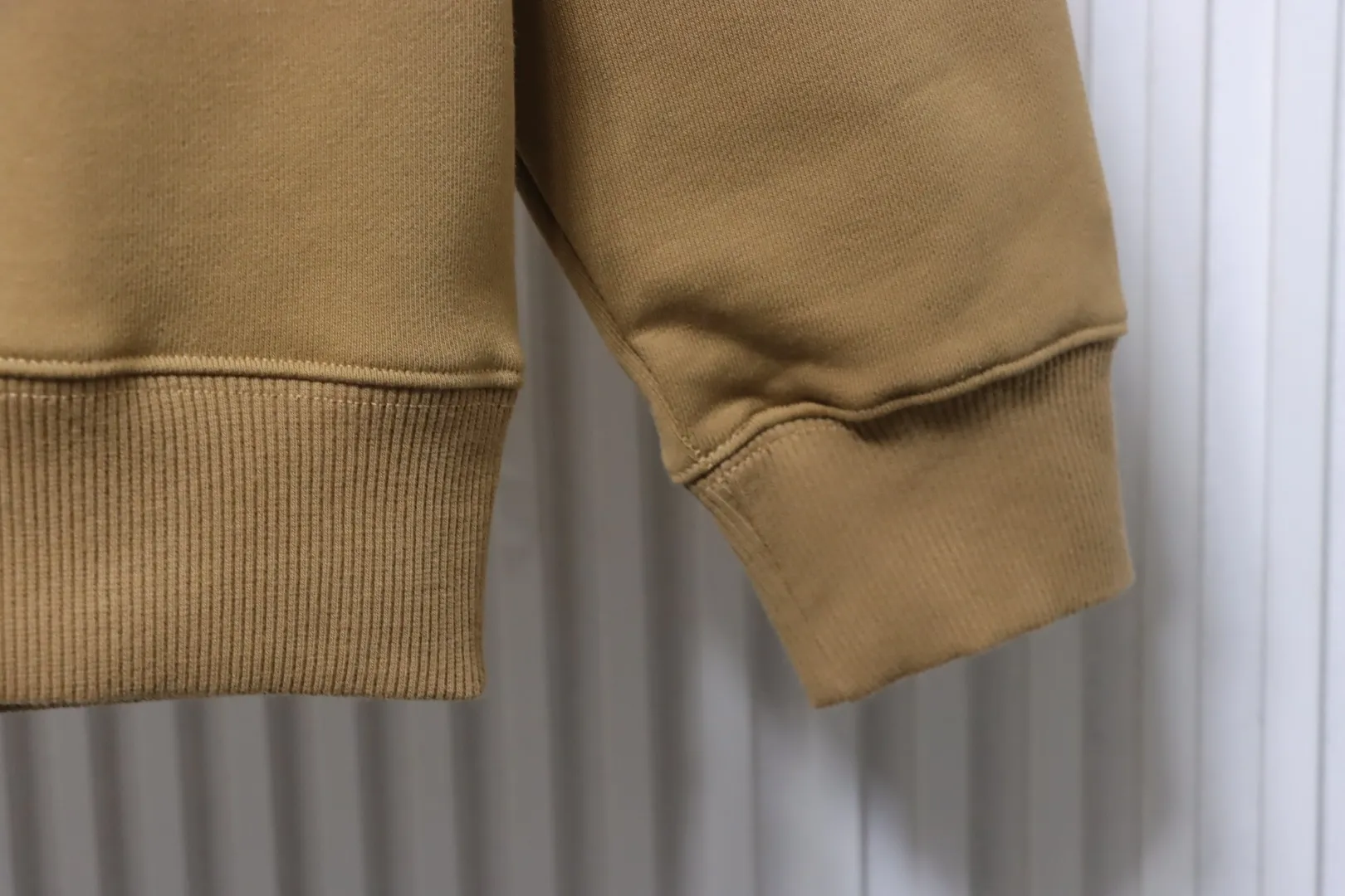 Long Sleeve Details
