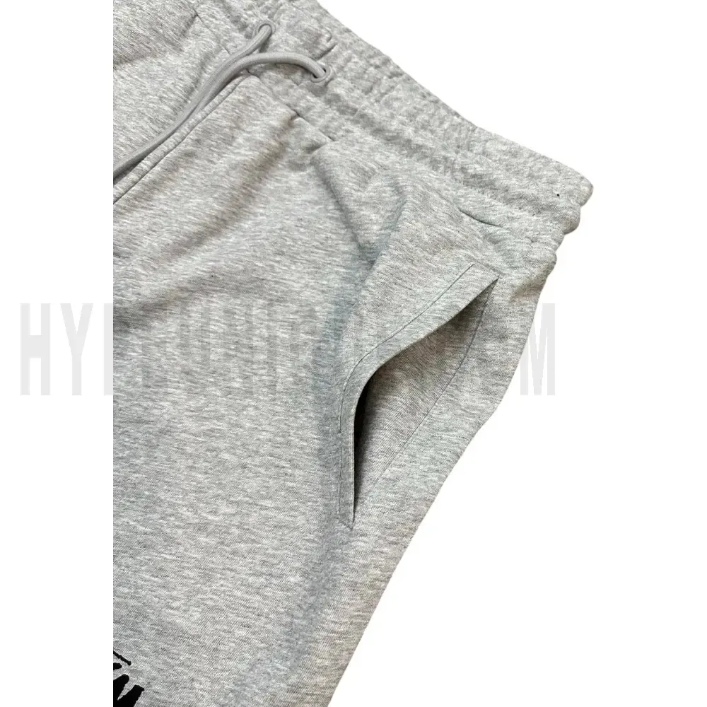 Pocket detail image of the shorts