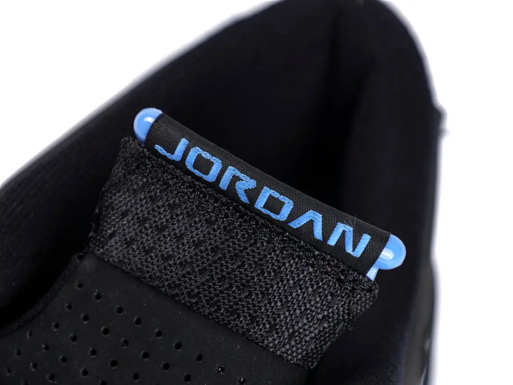 the blue jordan tongue