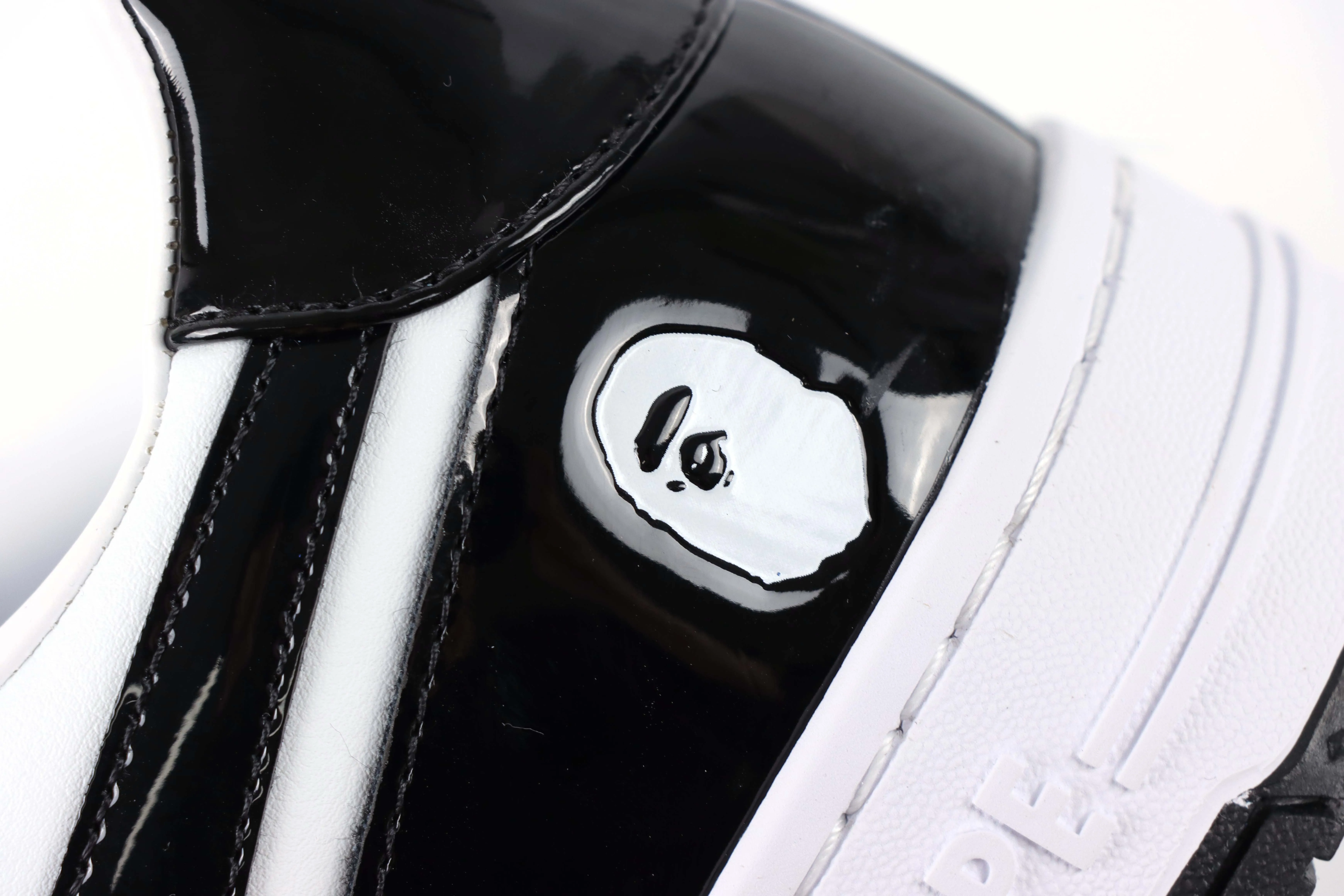 Logo Detail
