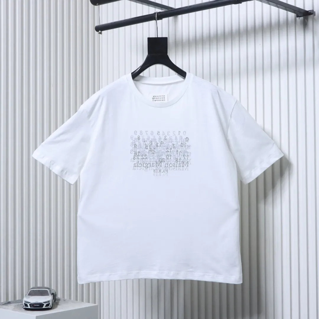 MM Mirror Letter Short-Sleeve T-Shirt Color White