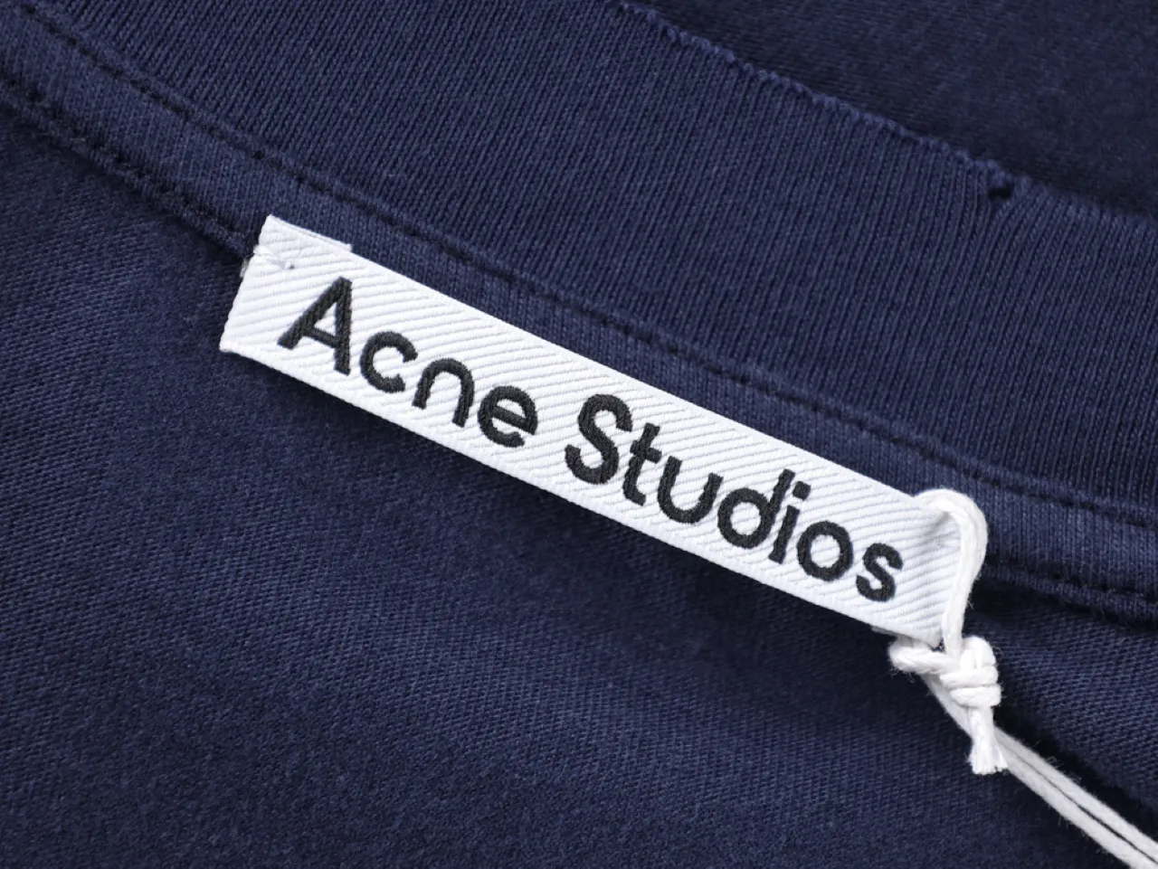 Tag Acne