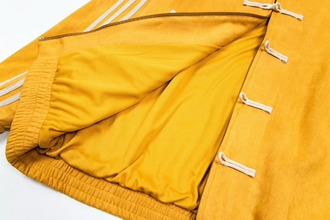 Open jacket detail