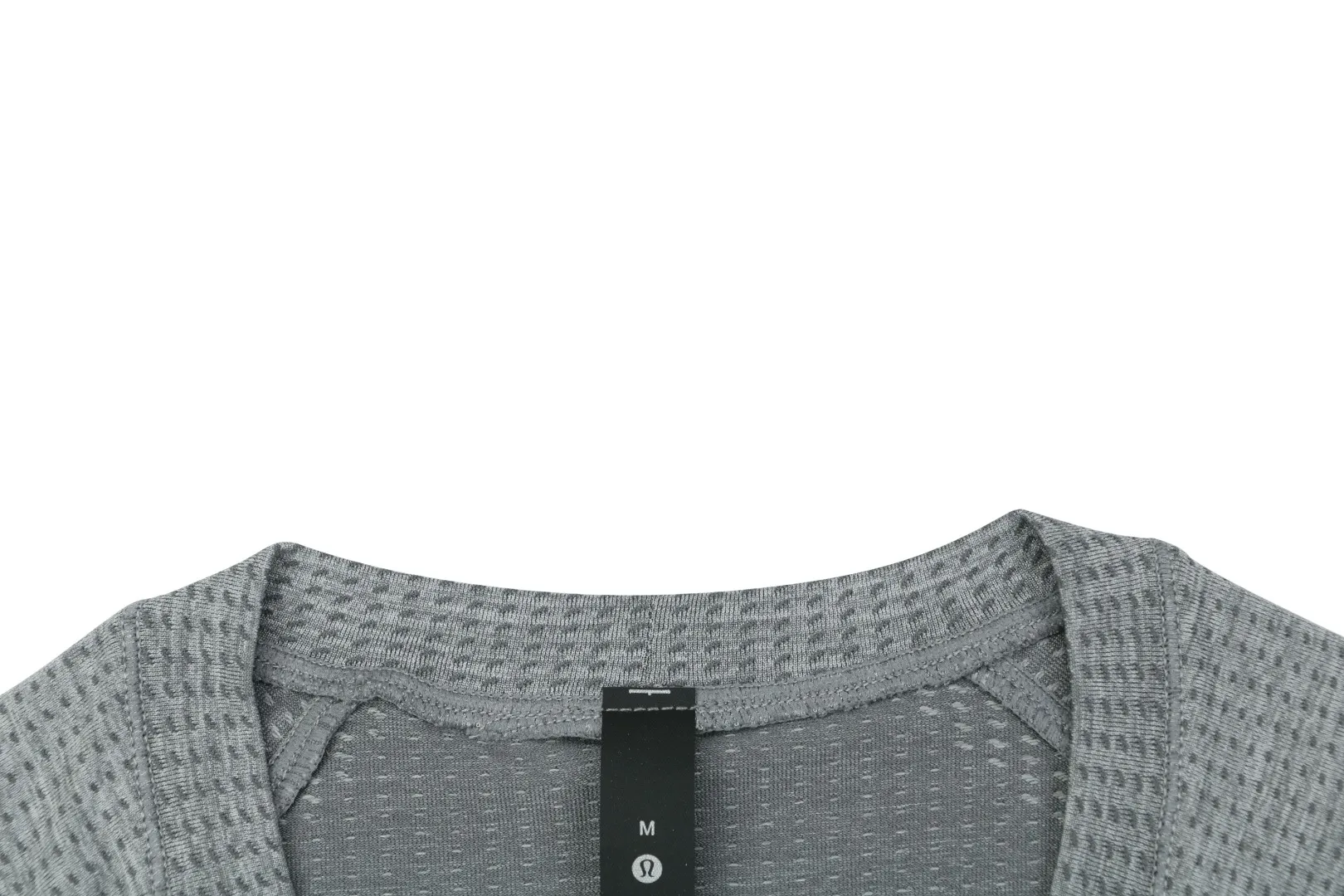 Close-up Neckline