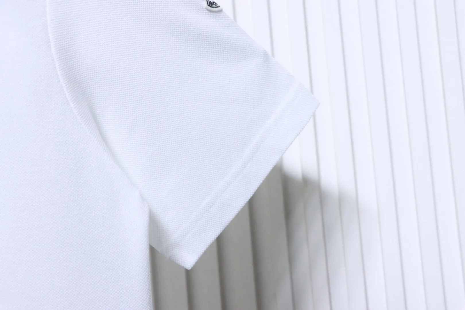 Short sleeve