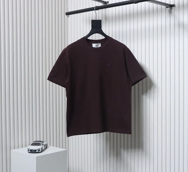 AMI 25SS Embroidered Heart T-Shirt