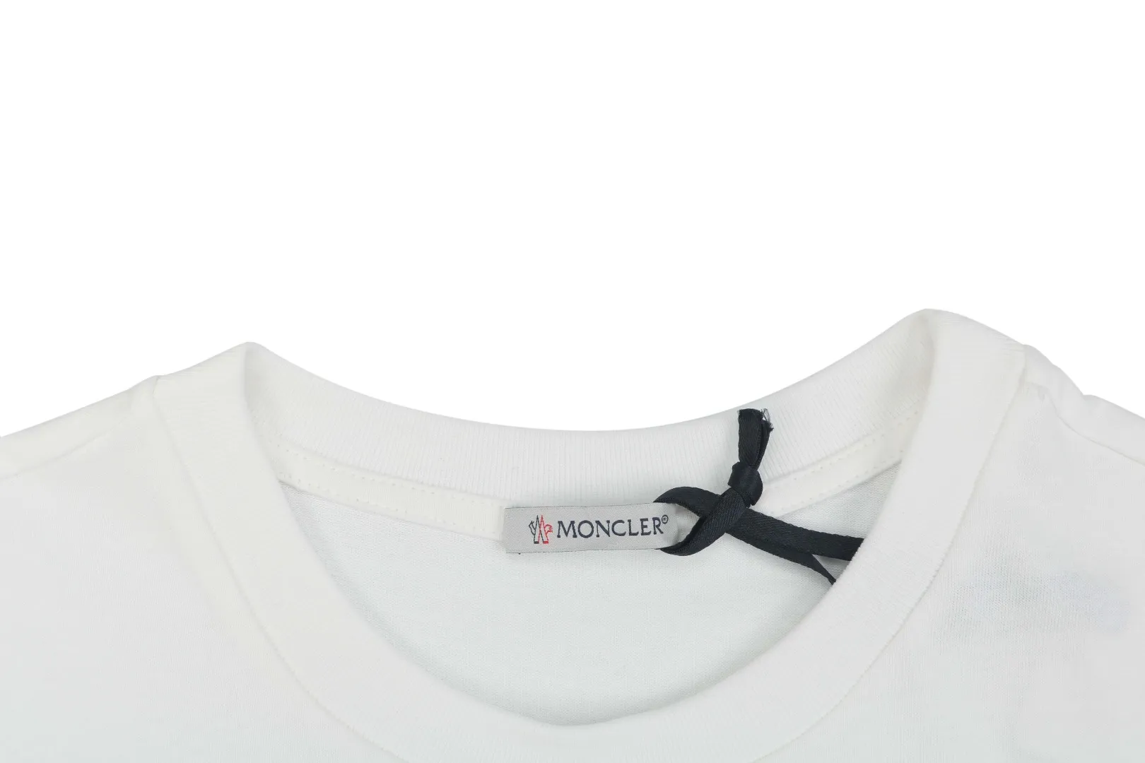Collar Detail
